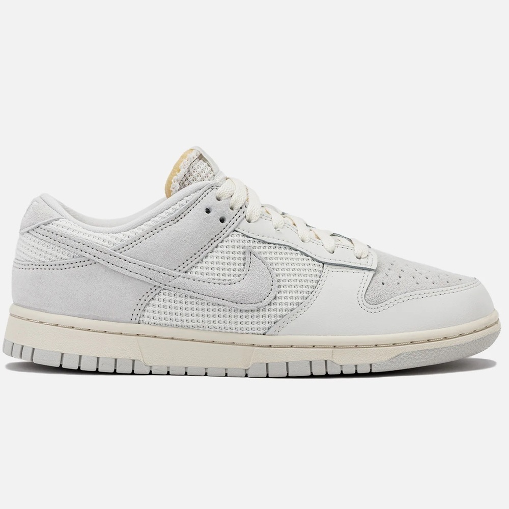 Nike Dunk Low Phantom Light Bone | Men’s 9/Womens 10.5 | BRAND NEW